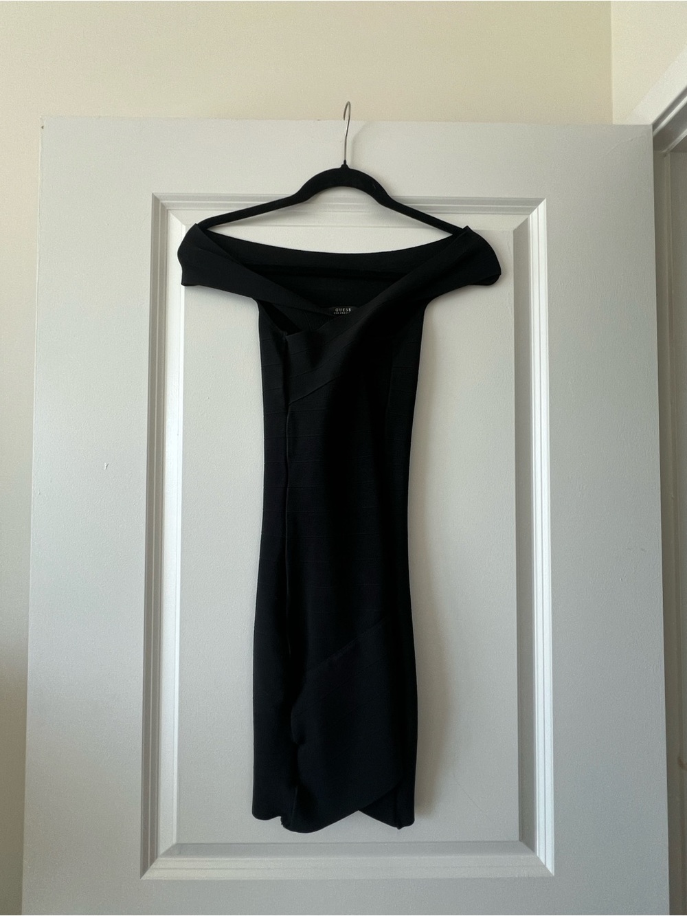 Vintage GUESS Bandage/Bodycon Black Off-Shoulder Dress